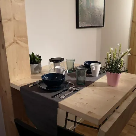 Apartament Maison 2 Chambres, Cosy, Proche Metro